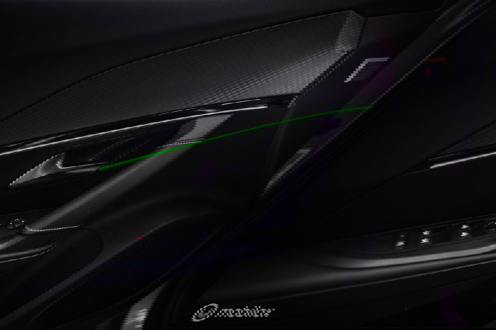 Peugeot 2008 1.2 PureTech GT | Panorama | Trekhaak | Camera | LED | Dealer OH | Nieuwe distributie | rijklaar |