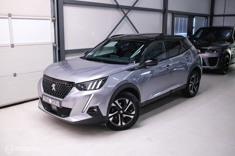 Peugeot 2008 1.2 PureTech GT | Panorama | Trekhaak | Camera | LED | Dealer OH | Nieuwe distributie | rijklaar |