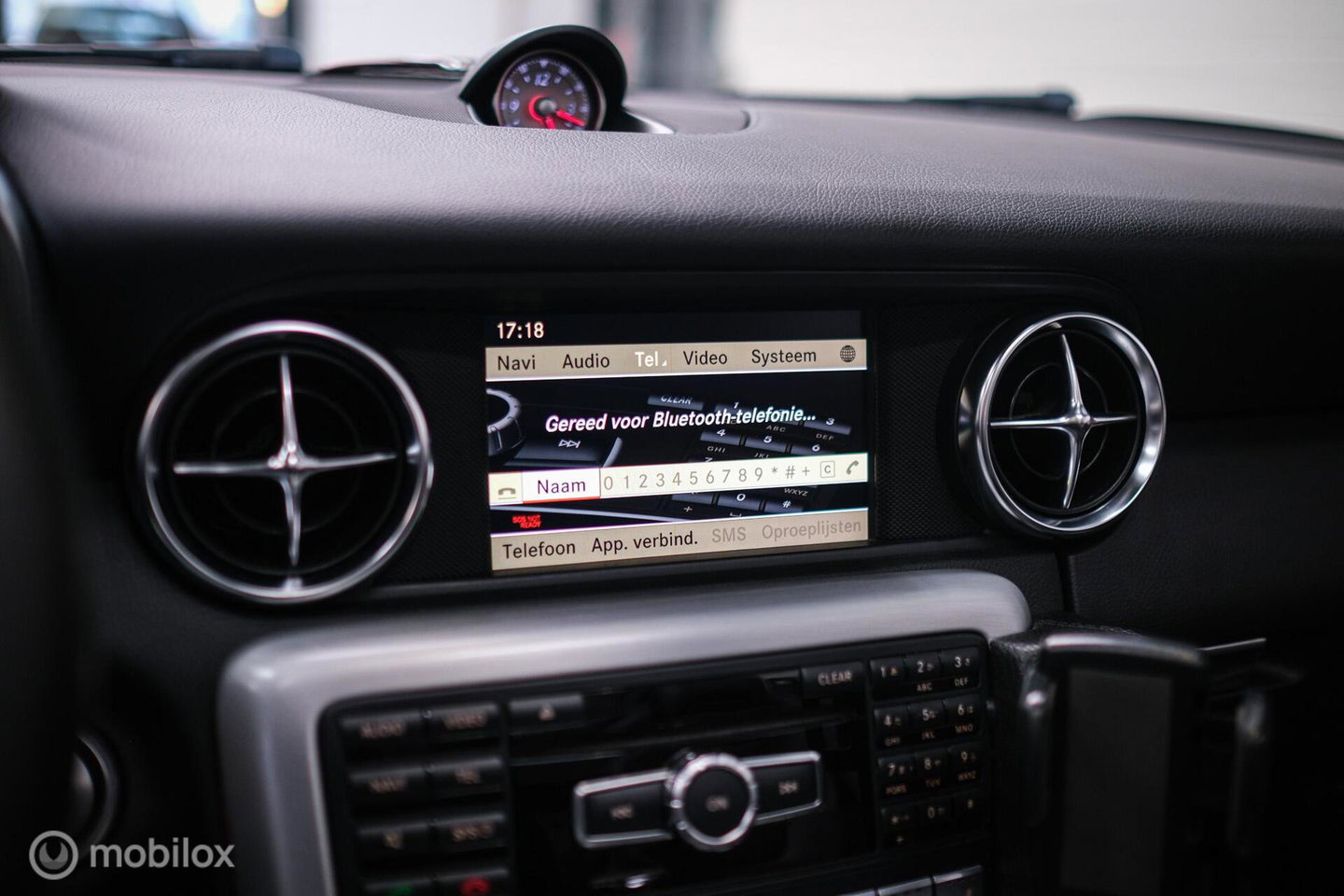 Mercedes-Benz SLK 350 V6 306 pk | Airscarf | Harman Kardon | Memory | LED | Navigatie | Keyless | Cruise | Zeer mooi | Lage km stand |