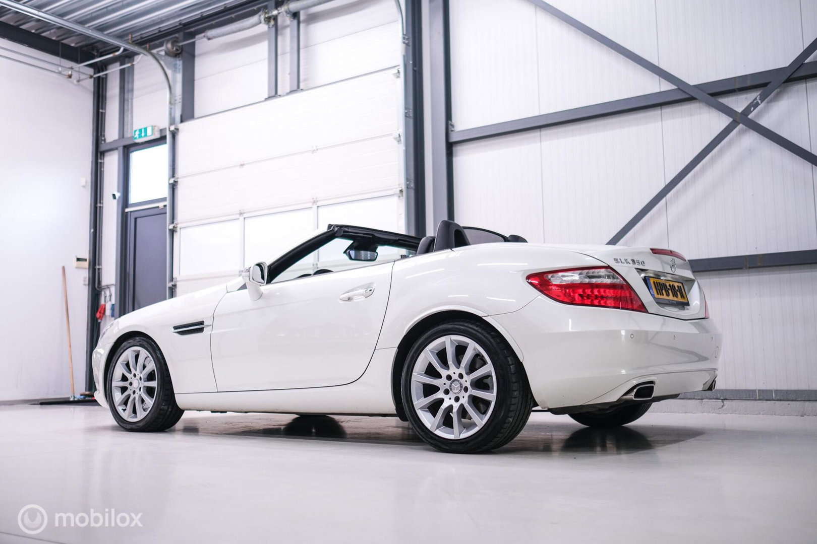 Mercedes-Benz SLK 350 V6 306 pk | Airscarf | Harman Kardon | Memory | LED | Navigatie | Keyless | Cruise | Zeer mooi | Lage km stand |