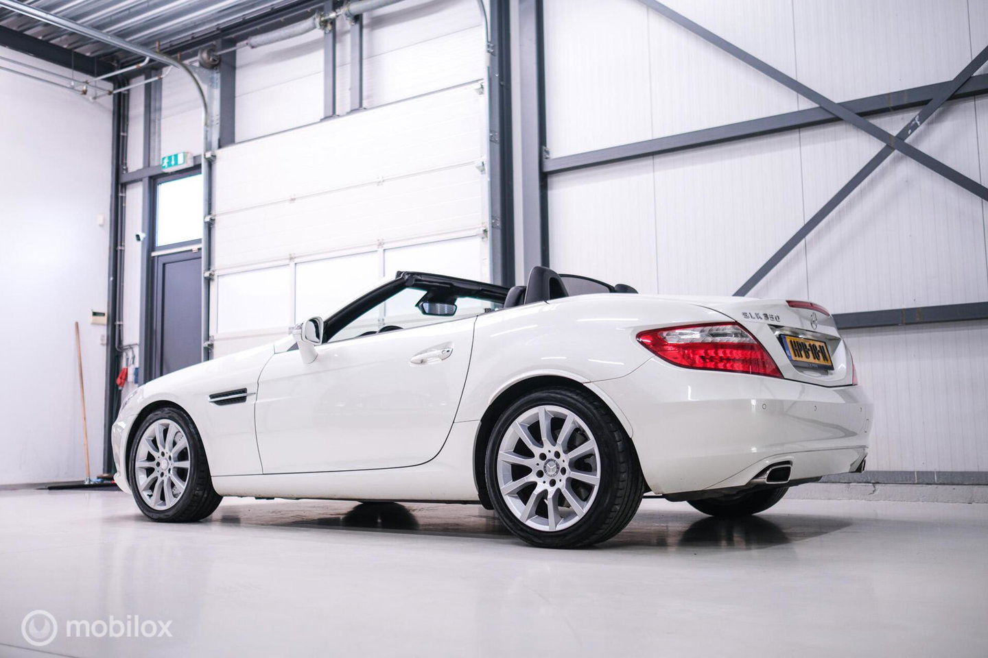 Mercedes-Benz SLK 350 V6 306 pk | Airscarf | Harman Kardon | Memory | LED | Navigatie | Keyless | Cruise | Zeer mooi | Lage km stand |