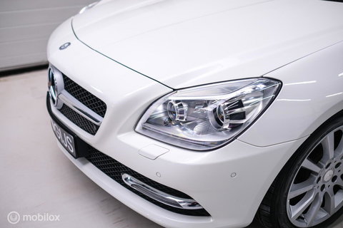 Mercedes-Benz SLK 350 V6 306 pk | Airscarf | Harman Kardon | Memory | LED | Navigatie | Keyless | Cruise | Zeer mooi | Lage km stand |