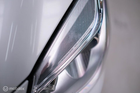 Mercedes-Benz SLK 350 V6 306 pk | Airscarf | Harman Kardon | Memory | LED | Navigatie | Keyless | Cruise | Zeer mooi | Lage km stand |