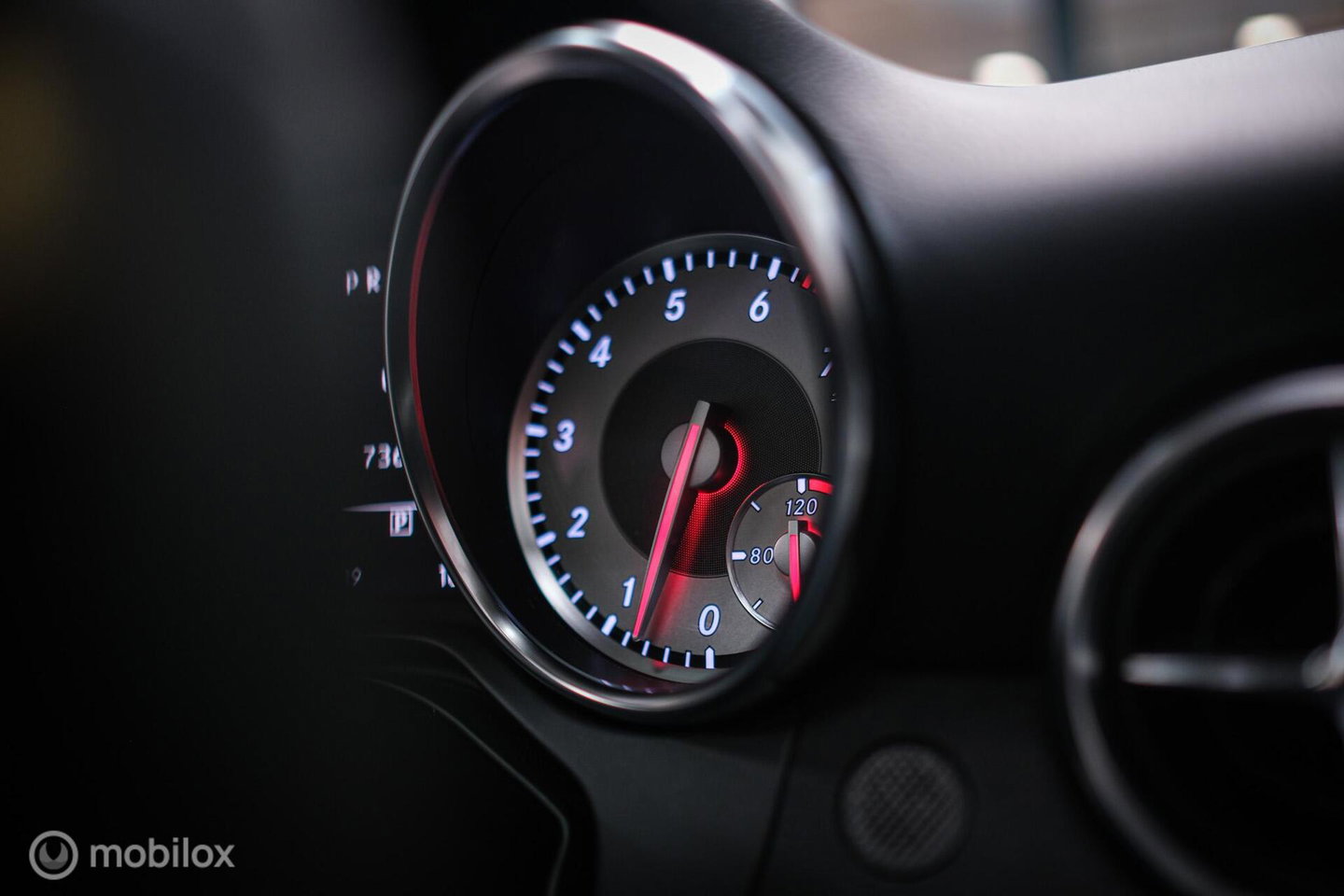 Mercedes-Benz SLK 350 V6 306 pk | Airscarf | Harman Kardon | Memory | LED | Navigatie | Keyless | Cruise | Zeer mooi | Lage km stand |