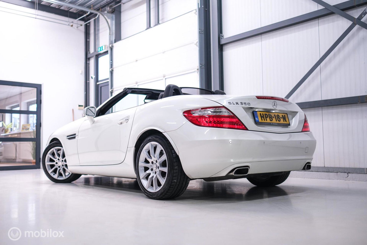 Mercedes-Benz SLK 350 V6 306 pk | Airscarf | Harman Kardon | Memory | LED | Navigatie | Keyless | Cruise | Zeer mooi | Lage km stand |