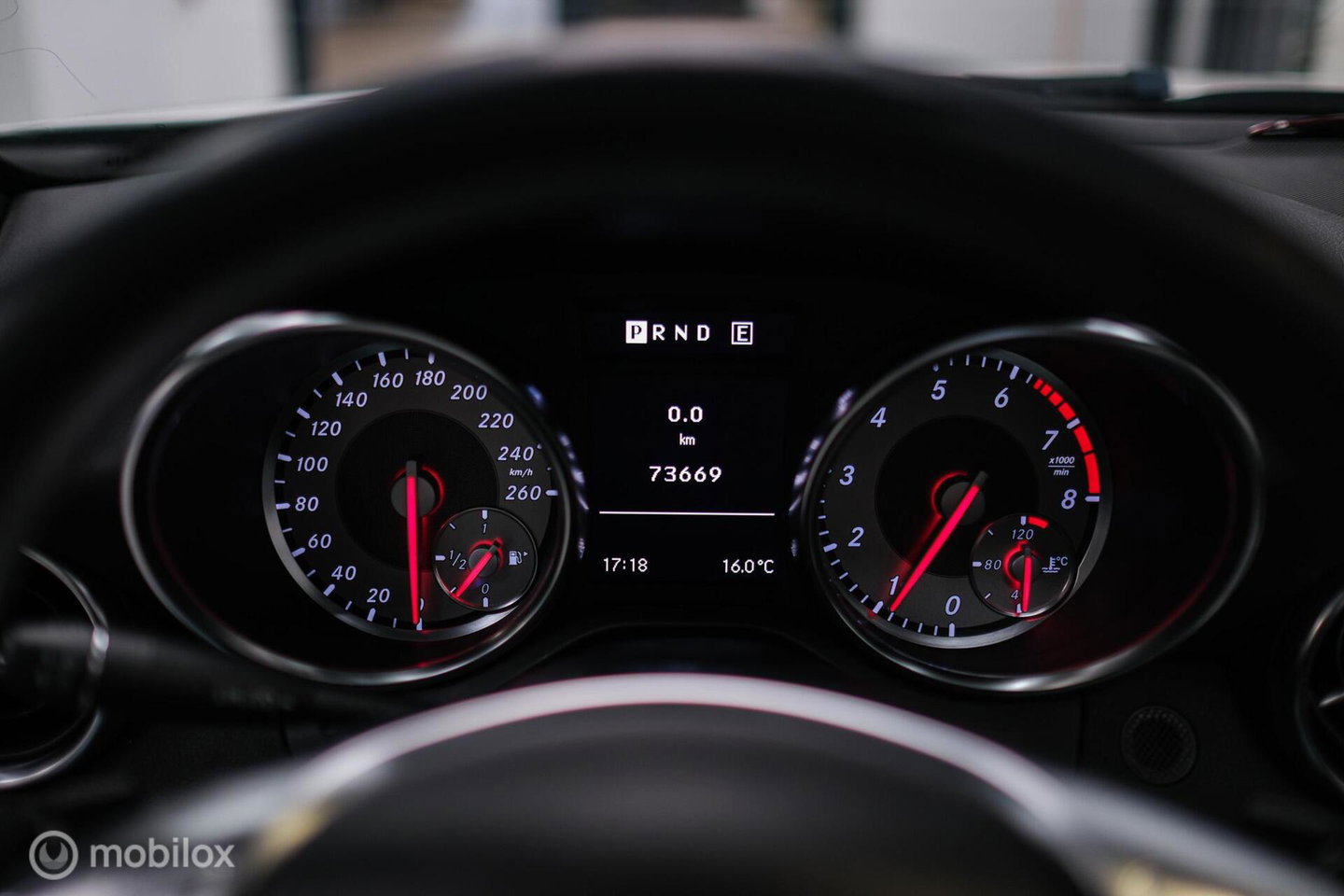 Mercedes-Benz SLK 350 V6 306 pk | Airscarf | Harman Kardon | Memory | LED | Navigatie | Keyless | Cruise | Zeer mooi | Lage km stand |