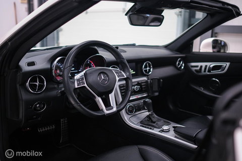Mercedes-Benz SLK 350 V6 306 pk | Airscarf | Harman Kardon | Memory | LED | Navigatie | Keyless | Cruise | Zeer mooi | Lage km stand |