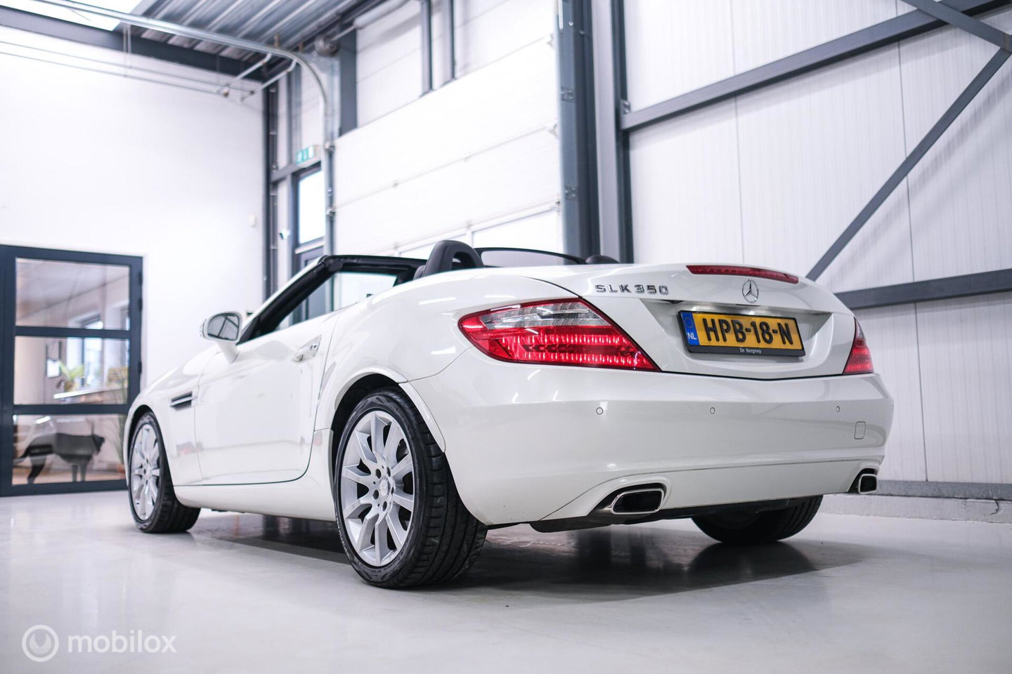 Mercedes-Benz SLK 350 V6 306 pk | Airscarf | Harman Kardon | Memory | LED | Navigatie | Keyless | Cruise | Zeer mooi | Lage km stand |