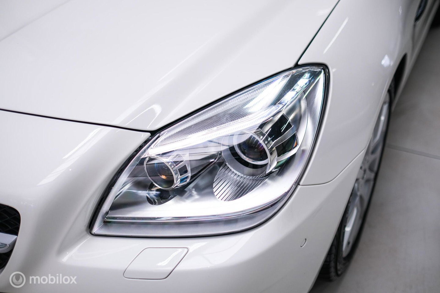 Mercedes-Benz SLK 350 V6 306 pk | Airscarf | Harman Kardon | Memory | LED | Navigatie | Keyless | Cruise | Zeer mooi | Lage km stand |