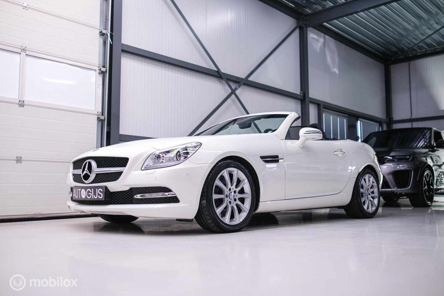 Mercedes-Benz SLK 350 V6 306 pk | Airscarf | Harman Kardon | Memory | LED | Navigatie | Keyless | Cruise | Zeer mooi | Lage km stand |