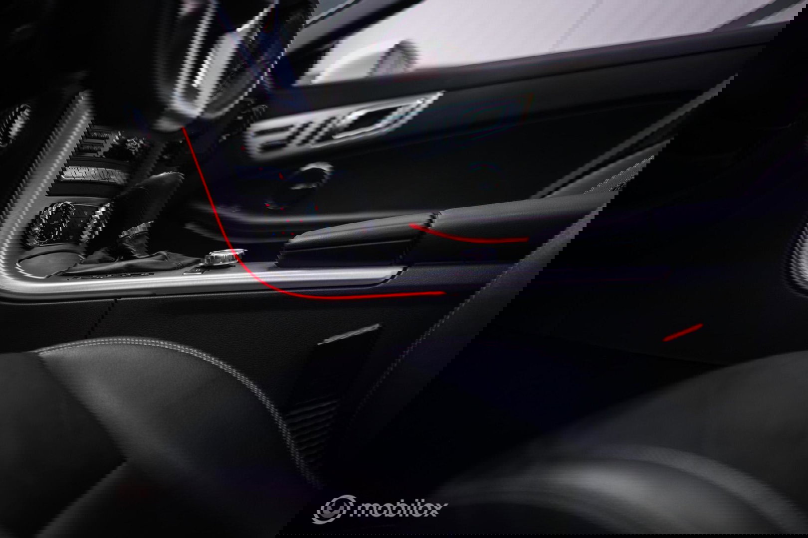 Mercedes-Benz SLK 350 V6 306 pk | Airscarf | Harman Kardon | Memory | LED | Navigatie | Keyless | Cruise | Zeer mooi | Lage km stand |