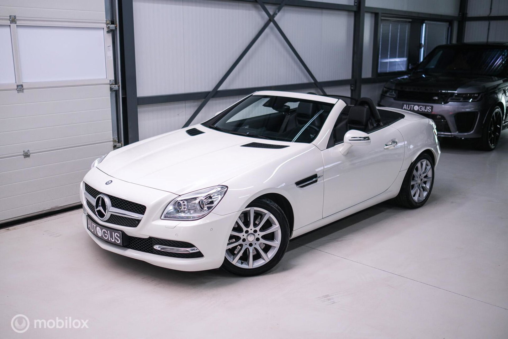 Mercedes-Benz SLK 350 V6 306 pk | Airscarf | Harman Kardon | Memory | LED | Navigatie | Keyless | Cruise | Zeer mooi | Lage km stand |