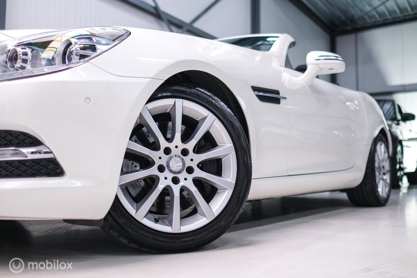 Mercedes-Benz SLK 350 V6 306 pk | Airscarf | Harman Kardon | Memory | LED | Navigatie | Keyless | Cruise | Zeer mooi | Lage km stand |