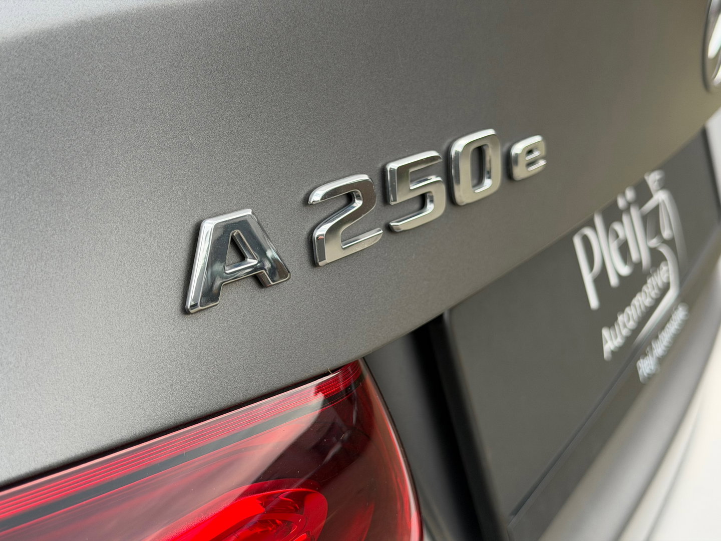 Mercedes-Benz A-Klasse A250e AMG Pano|Burmester|360|HUD|Automaat|2020