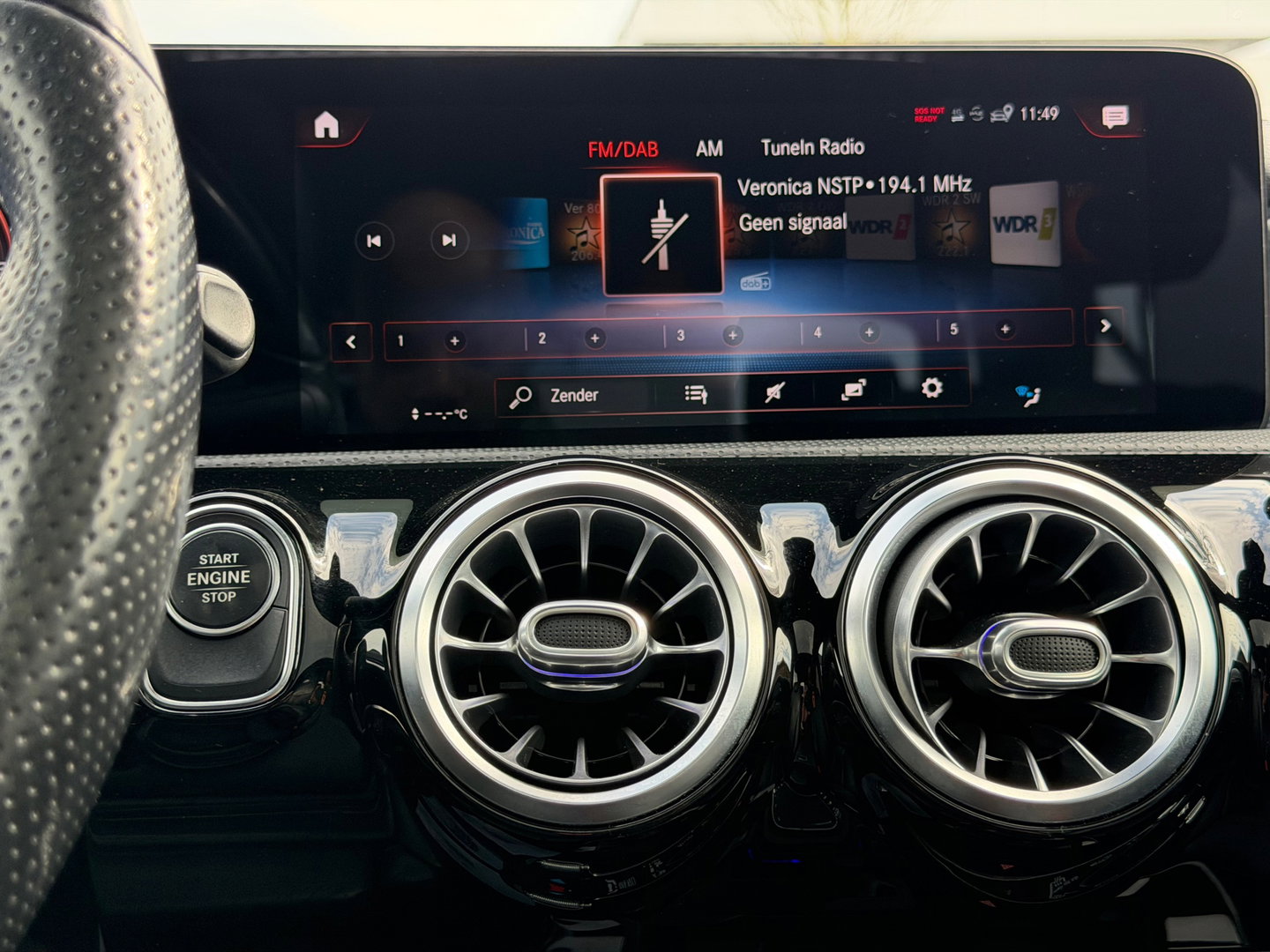 Mercedes-Benz A-Klasse A250e AMG Pano|Burmester|360|HUD|Automaat|2020