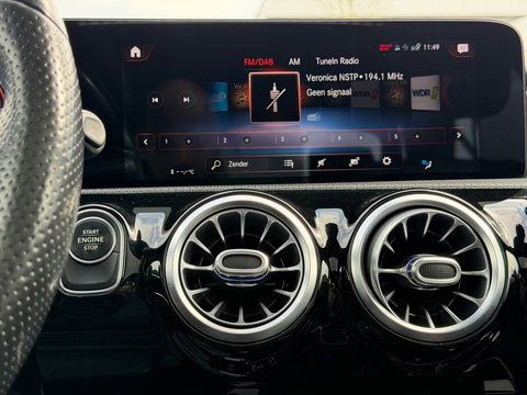 Mercedes-Benz A-Klasse A250e AMG Pano|Burmester|360|HUD|Automaat|2020