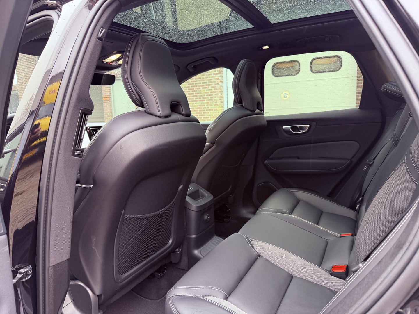 Volvo XC60 2.0 T6 Plug-in hybrid AWD Ultra Black Edition 360 l led l 21 inc