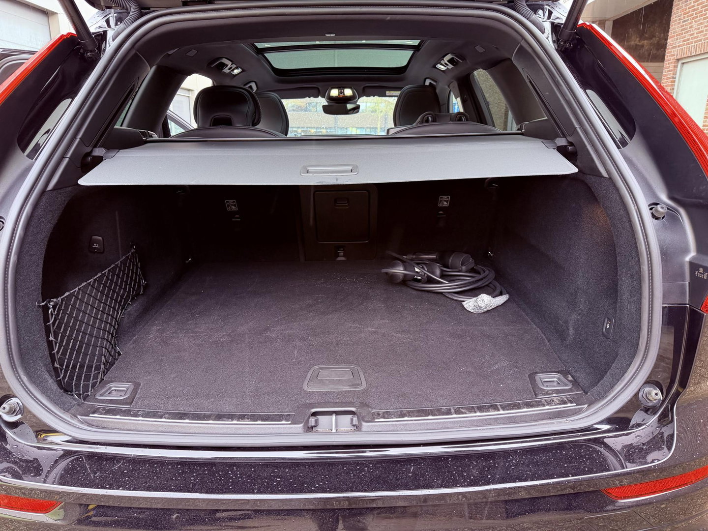 Volvo XC60 2.0 T6 Plug-in hybrid AWD Ultra Black Edition 360 l led l 21 inc