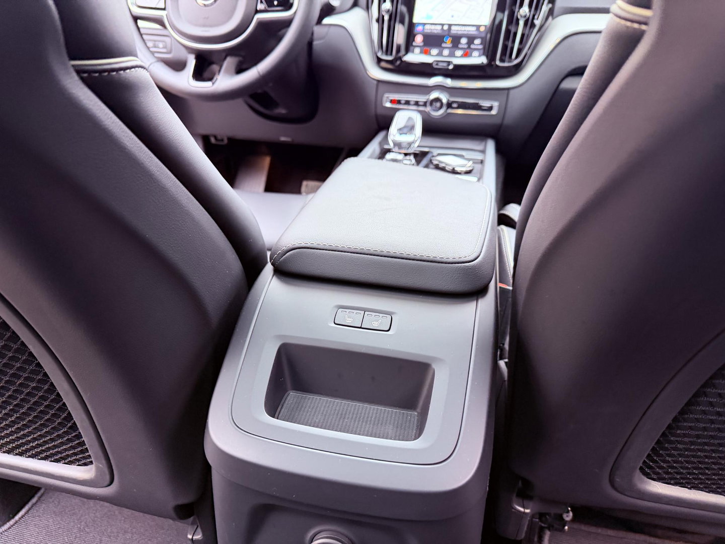 Volvo XC60 2.0 T6 Plug-in hybrid AWD Ultra Black Edition 360 l led l 21 inc