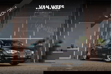 BMW 3 Serie - Touring 318i LCI Edition Luxury Line Purity Executive | 2e eigenaar | NL auto | Origineel | Camera | DAB | LED | HiFi | Leer | Sportstoelen | Sportstuur | Cruise control