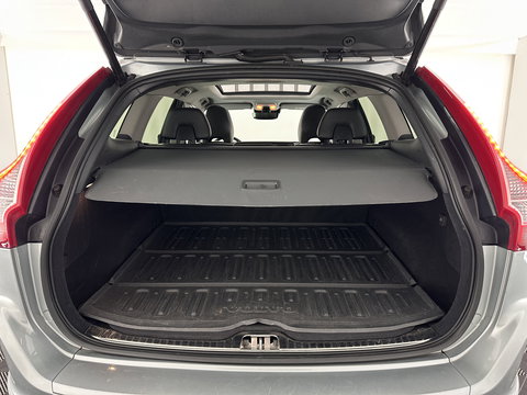 Volvo XC60 2.0 D4 FWD Polar+ Aut. *PANO | LEATHER | XENON | ADAPTIVE-CRUISE | MEMORY-PACK | BLINDSPOT | HEATED-COMFORTSEATS | NAVI-FULLMAP | CAMERA | PRIVACYGLASS | ECC | TOWBAR | PDC | LANE-ASSIST | 17''ALU*