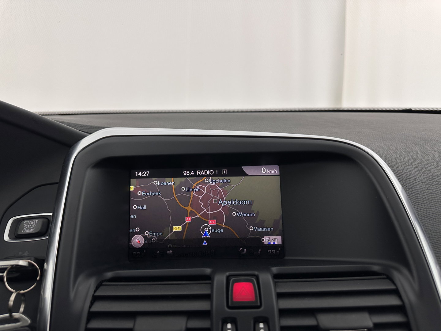 Volvo XC60 2.0 D4 FWD Polar+ Aut. *PANO | LEATHER | XENON | ADAPTIVE-CRUISE | MEMORY-PACK | BLINDSPOT | HEATED-COMFORTSEATS | NAVI-FULLMAP | CAMERA | PRIVACYGLASS | ECC | TOWBAR | PDC | LANE-ASSIST | 17''ALU*