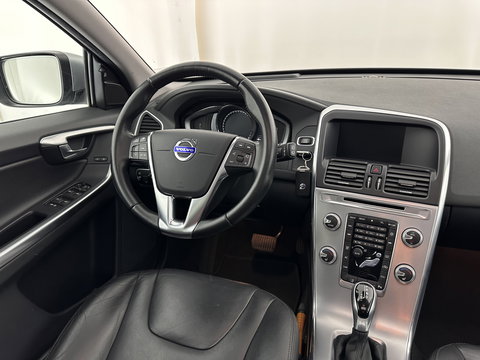 Volvo XC60 2.0 D4 FWD Polar+ Aut. *PANO | LEATHER | XENON | ADAPTIVE-CRUISE | MEMORY-PACK | BLINDSPOT | HEATED-COMFORTSEATS | NAVI-FULLMAP | CAMERA | PRIVACYGLASS | ECC | TOWBAR | PDC | LANE-ASSIST | 17''ALU*