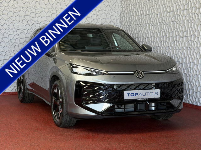 Volkswagen T-Roc - 1.5 eTsi 150PK R-LINE EDITION BLACK STYLE IQ LED/GRIL/LOGO STOEL/STUUR.VERW ELEK.KLEP 2026