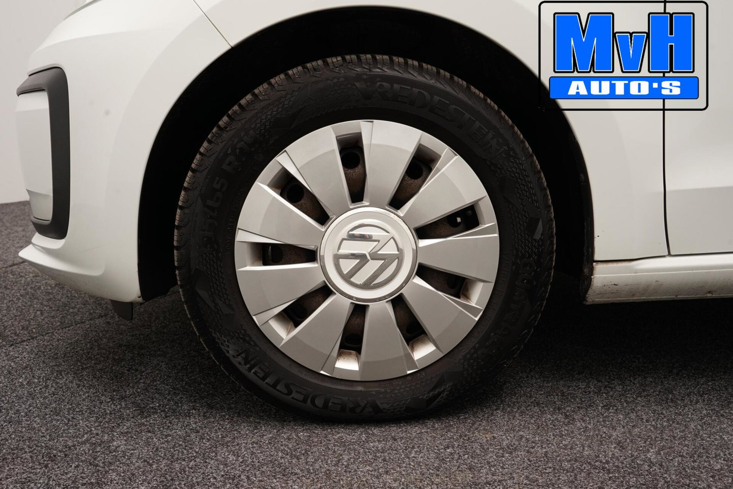 Volkswagen up! 1.0 BMT move up!|BLUETOOTH|AIRCO|DAB|ORG.NL