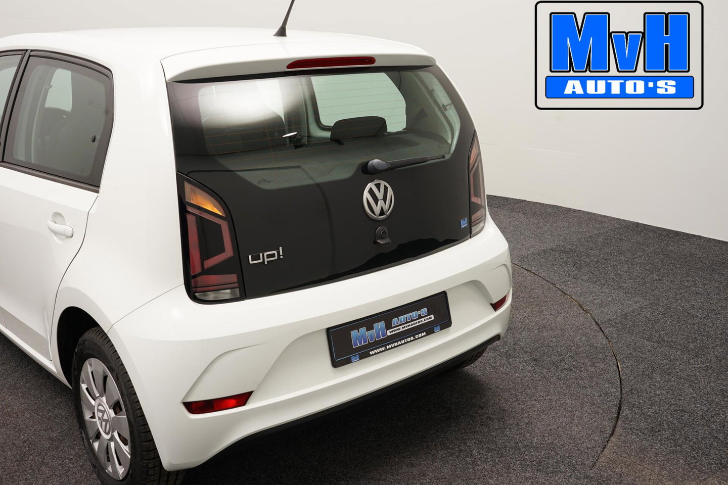 Volkswagen up! 1.0 BMT move up!|BLUETOOTH|AIRCO|DAB|ORG.NL