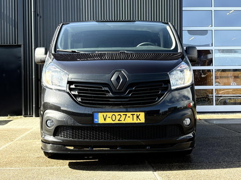 Renault Trafic 120pk L2H1 Black Edition | MARGE | Leder | Navigatie | Camera | Trekhaak | Sidebars |