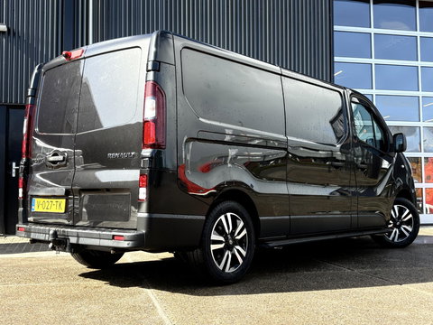 Renault Trafic 120pk L2H1 Black Edition | MARGE | Leder | Navigatie | Camera | Trekhaak | Sidebars |