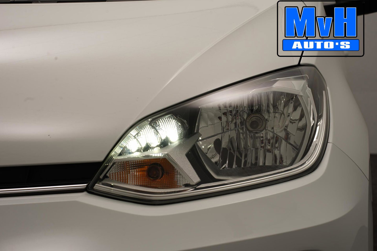 Volkswagen up! 1.0 BMT move up!|BLUETOOTH|AIRCO|DAB|ORG.NL