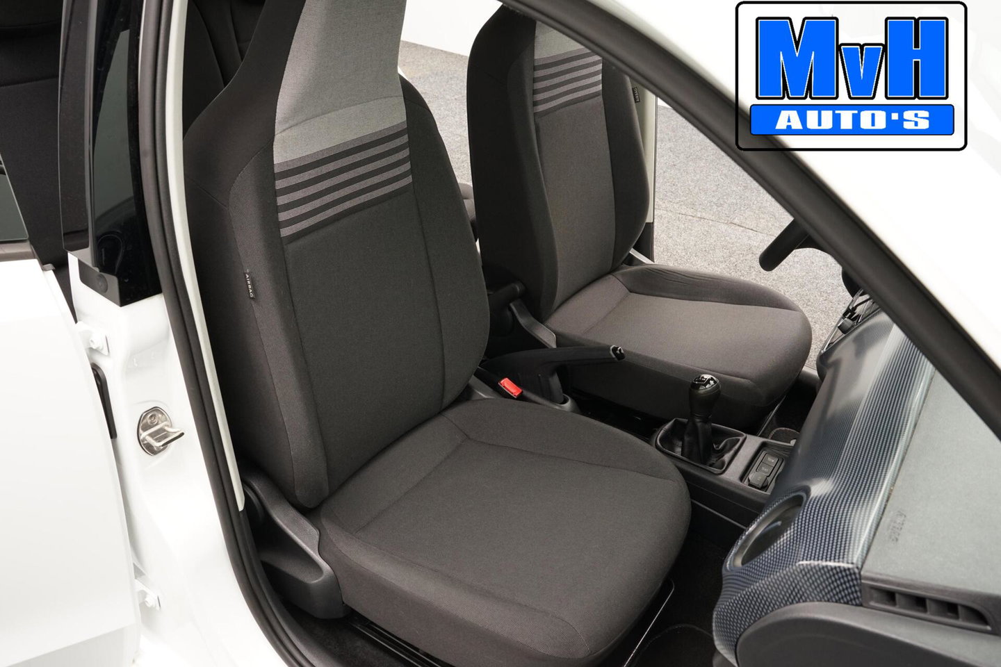 Volkswagen up! 1.0 BMT move up!|BLUETOOTH|AIRCO|DAB|ORG.NL