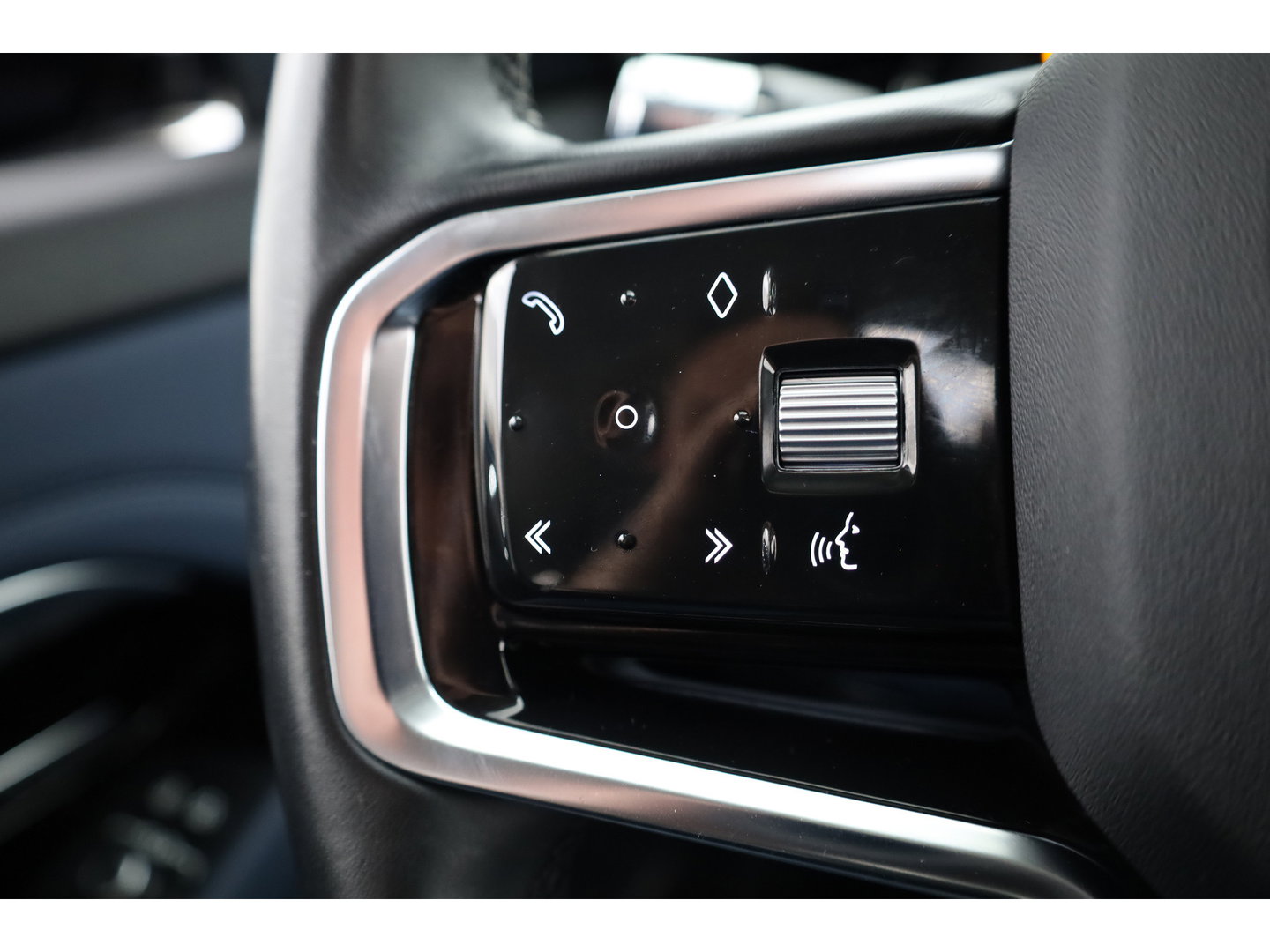 Land Rover Range Rover Evoque 1.5 P300e AWD S | SOH 88.8% | Pano | Stoel- Stuurverw. | Cruise | All Season | Memory | 360cam | Apple CarPlay