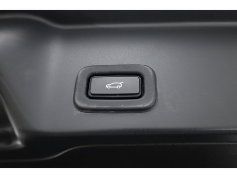 Land Rover Range Rover Evoque 1.5 P300e AWD S | SOH 88.8% | Pano | Stoel- Stuurverw. | Cruise | All Season | Memory | 360cam | Apple CarPlay