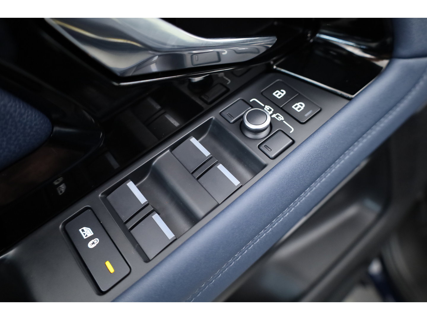 Land Rover Range Rover Evoque 1.5 P300e AWD S | SOH 88.8% | Pano | Stoel- Stuurverw. | Cruise | All Season | Memory | 360cam | Apple CarPlay