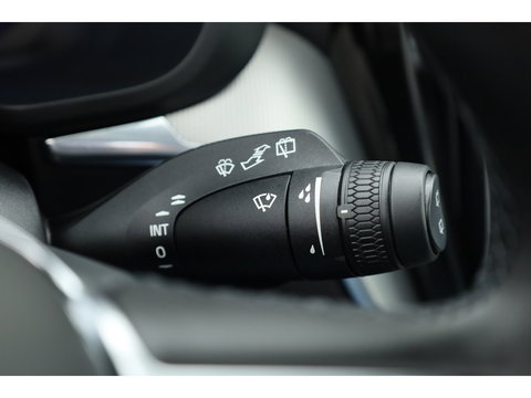 Volvo XC60 2.0 T8 Plug-in hybrid AWD Plus Dark | Luchtvering | Pano | Memory | 360cam | H&K Audio | Adapt. Cruise | CarPlay