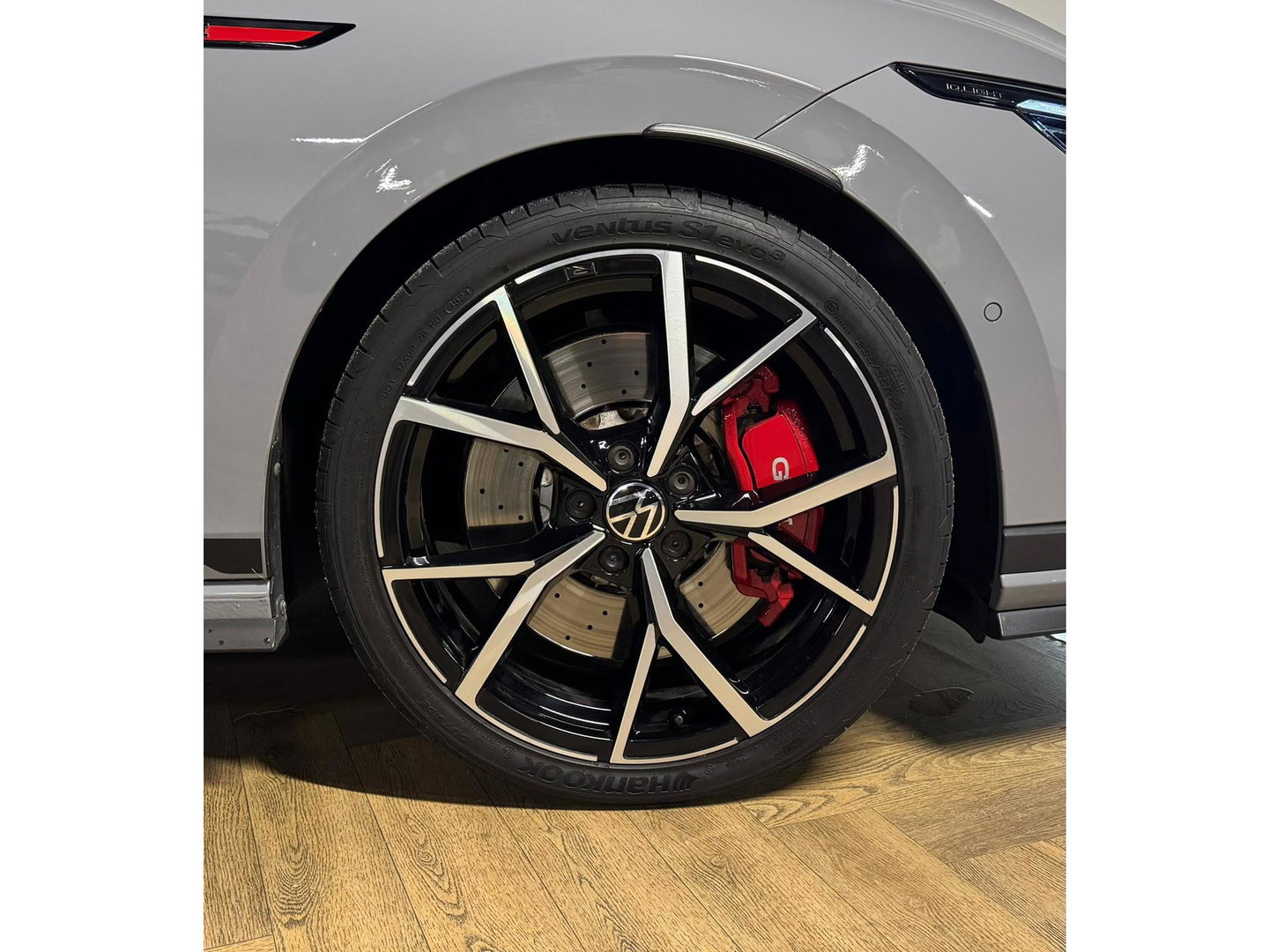 Volkswagen Golf 2.0 TSI GTI CLUBSPORT PANO KEYLESS