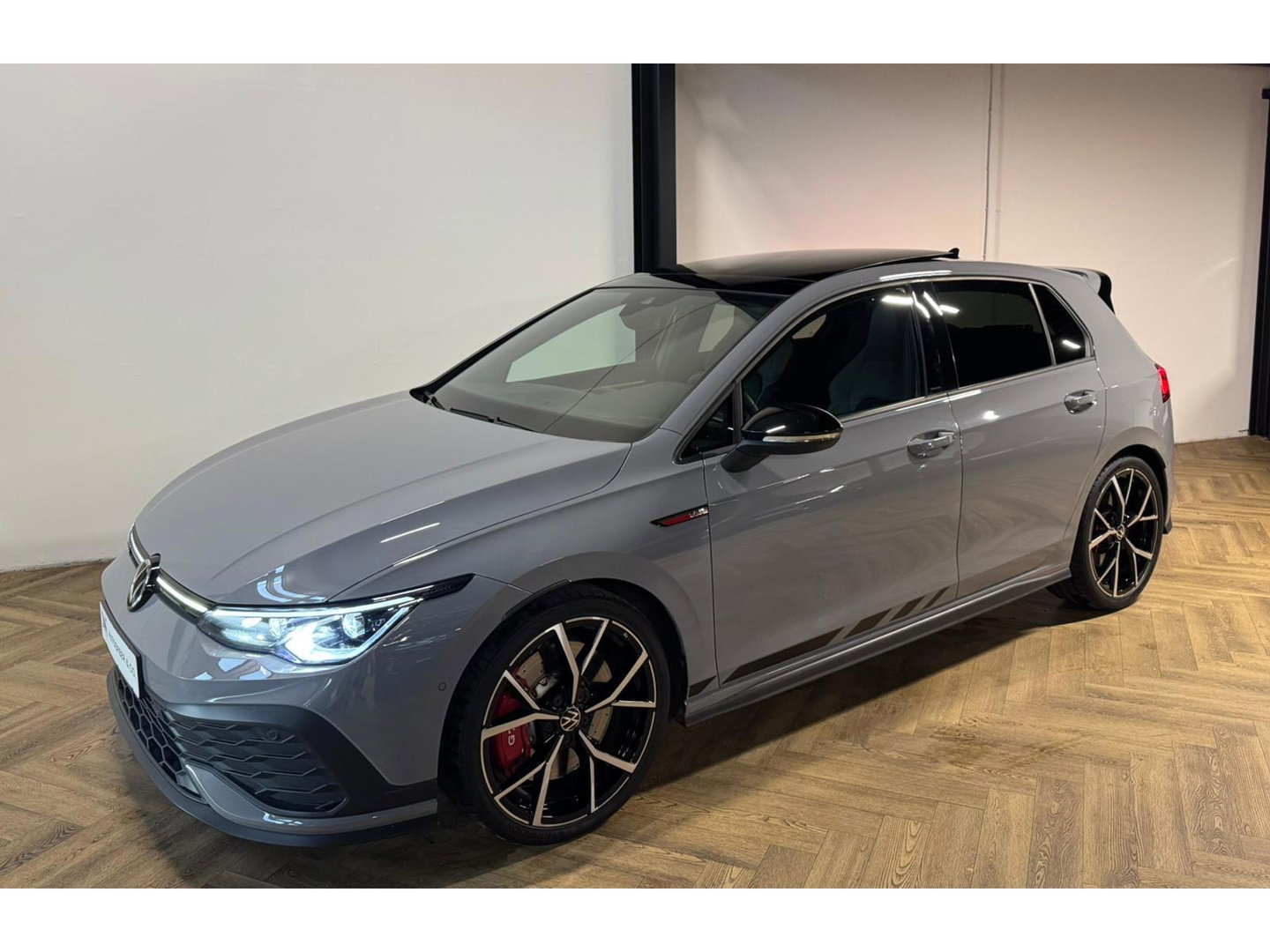 Volkswagen Golf 2.0 TSI GTI CLUBSPORT PANO KEYLESS