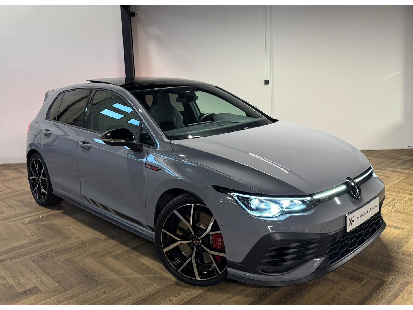 Volkswagen Golf 2.0 TSI GTI CLUBSPORT PANO KEYLESS