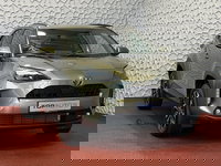 Toyota Yaris Cross - 1.5 HYBRID DYNAMIC STOEL/STUUR VERW. 17''LMV KEYLESS CAMERA LED ZWARTE HEMEL ✅ Top Auto's Wijchen , Al 30 Jaar verkoop van Toyota , Type's Launch / Executive / Dynamic / First Edition / Business / Zowel Phev / Hev / Benzine / met fabrieksgarantie ✅