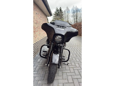 Harley Davidson 103 FLHX Street Glide Black Out Streetglide Special Paint CVO FLHTCU