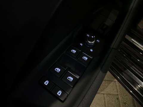 Audi RS3 Limousine 2.5 TFSI quattro Pano|Ceramic|HuD|B&O|VOL