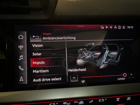 Audi RS3 Limousine 2.5 TFSI quattro Pano|Ceramic|HuD|B&O|VOL