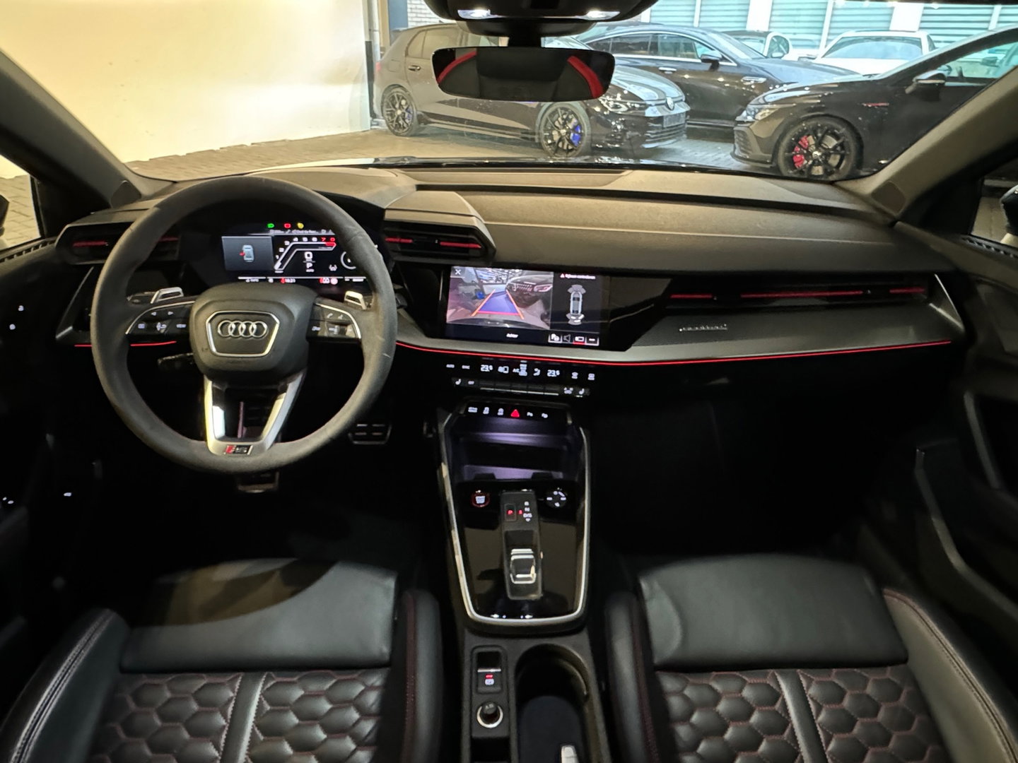 Audi RS3 Limousine 2.5 TFSI quattro Pano|Ceramic|HuD|B&O|VOL