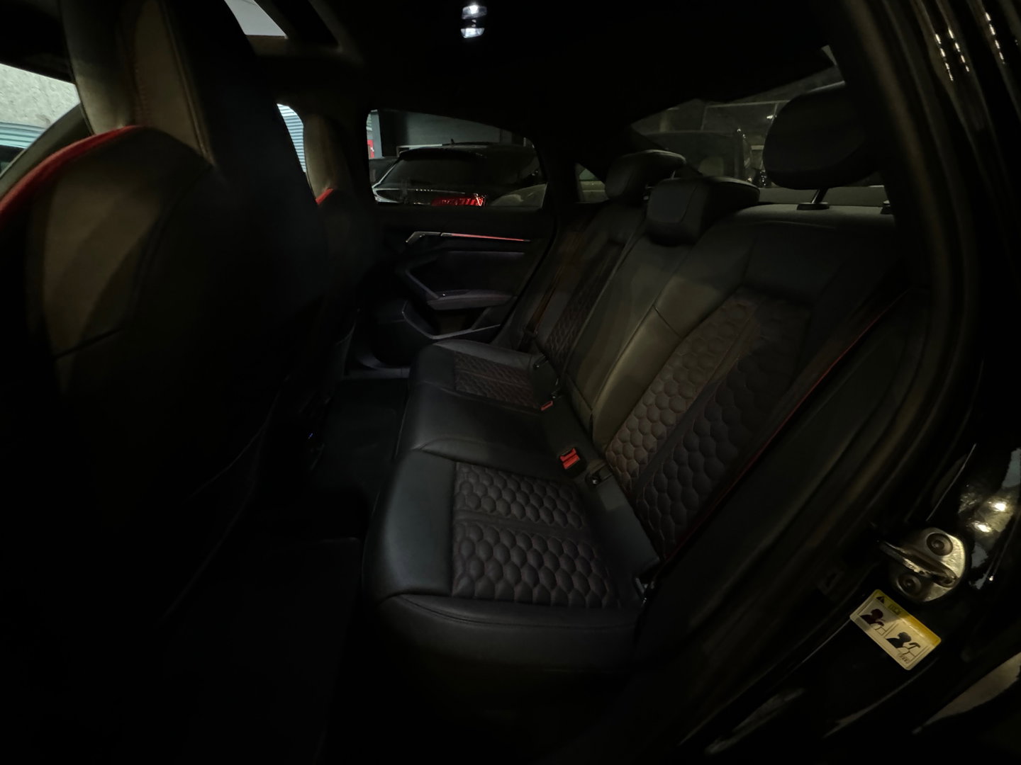 Audi RS3 Limousine 2.5 TFSI quattro Pano|Ceramic|HuD|B&O|VOL