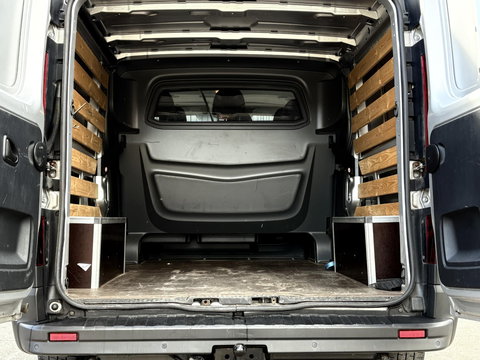 Renault Trafic 1.6 dCi T29 L2H1 DC Comfort | Marge | 6-persoons | Velgen |