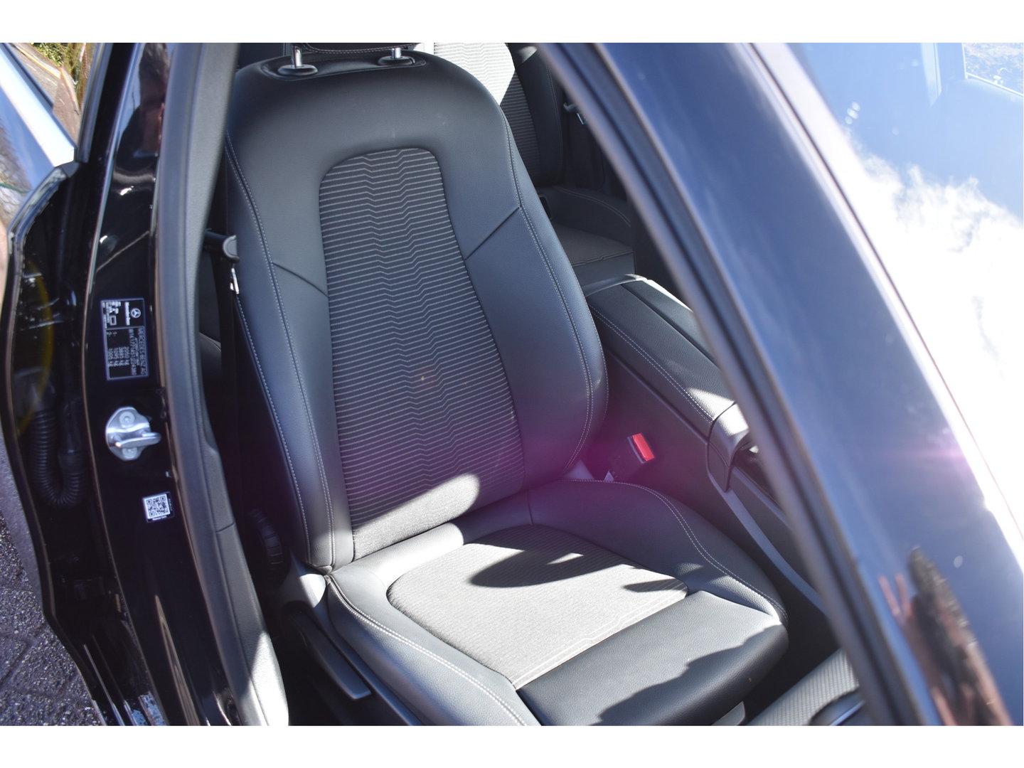 Mercedes-Benz A-Klasse 220 4MATIC Premium 4 MATIC, BOEKJES ,NAP EN ONDERHOUDSHISTORIE