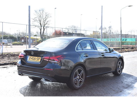 Mercedes-Benz A-Klasse 220 4MATIC Premium 4 MATIC, BOEKJES ,NAP EN ONDERHOUDSHISTORIE